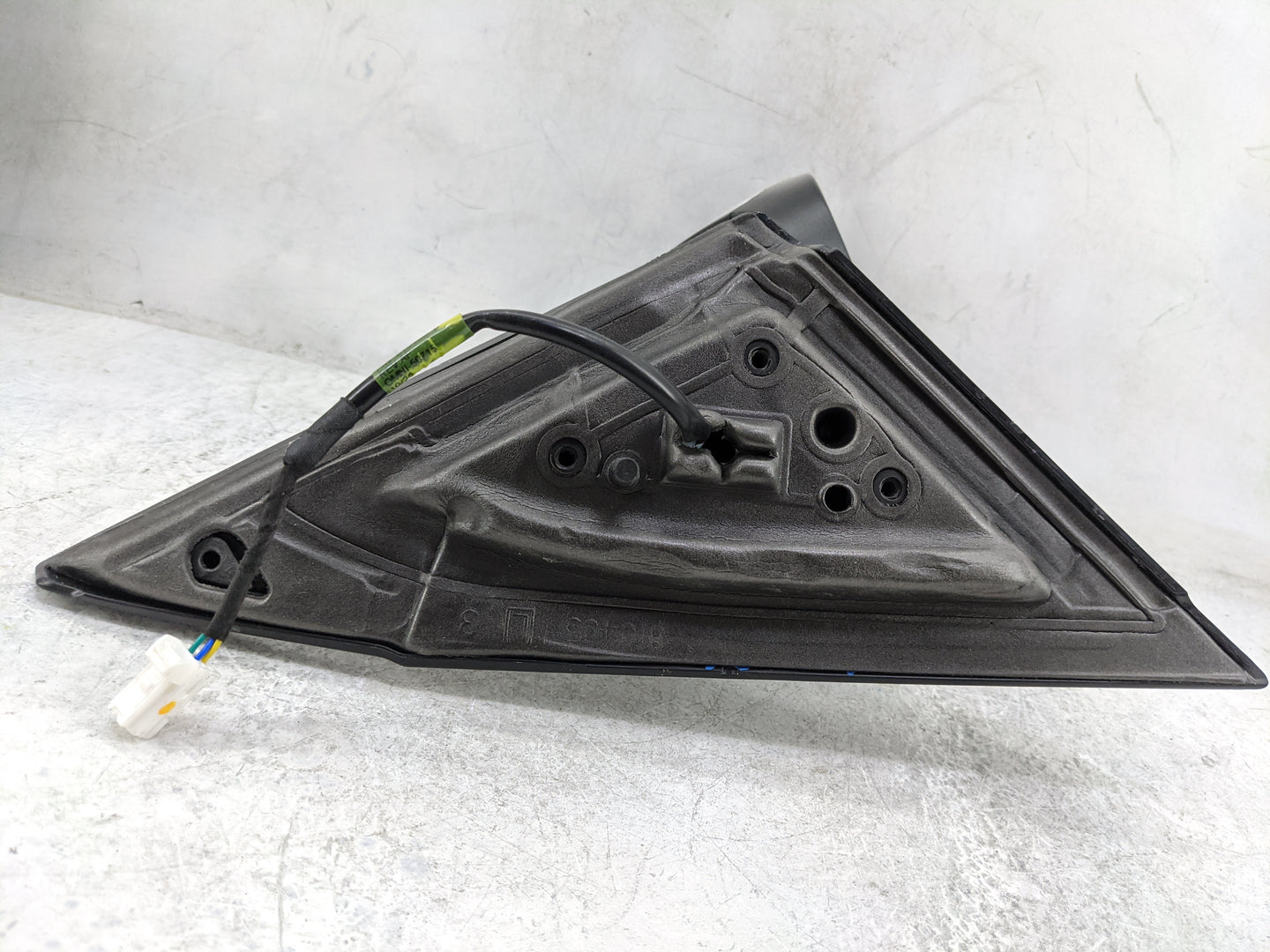 2019-2022 Nissan Altima Driver Side View Mirror - Left Door Mirror OEM Used - Oemusedautoparts1.com