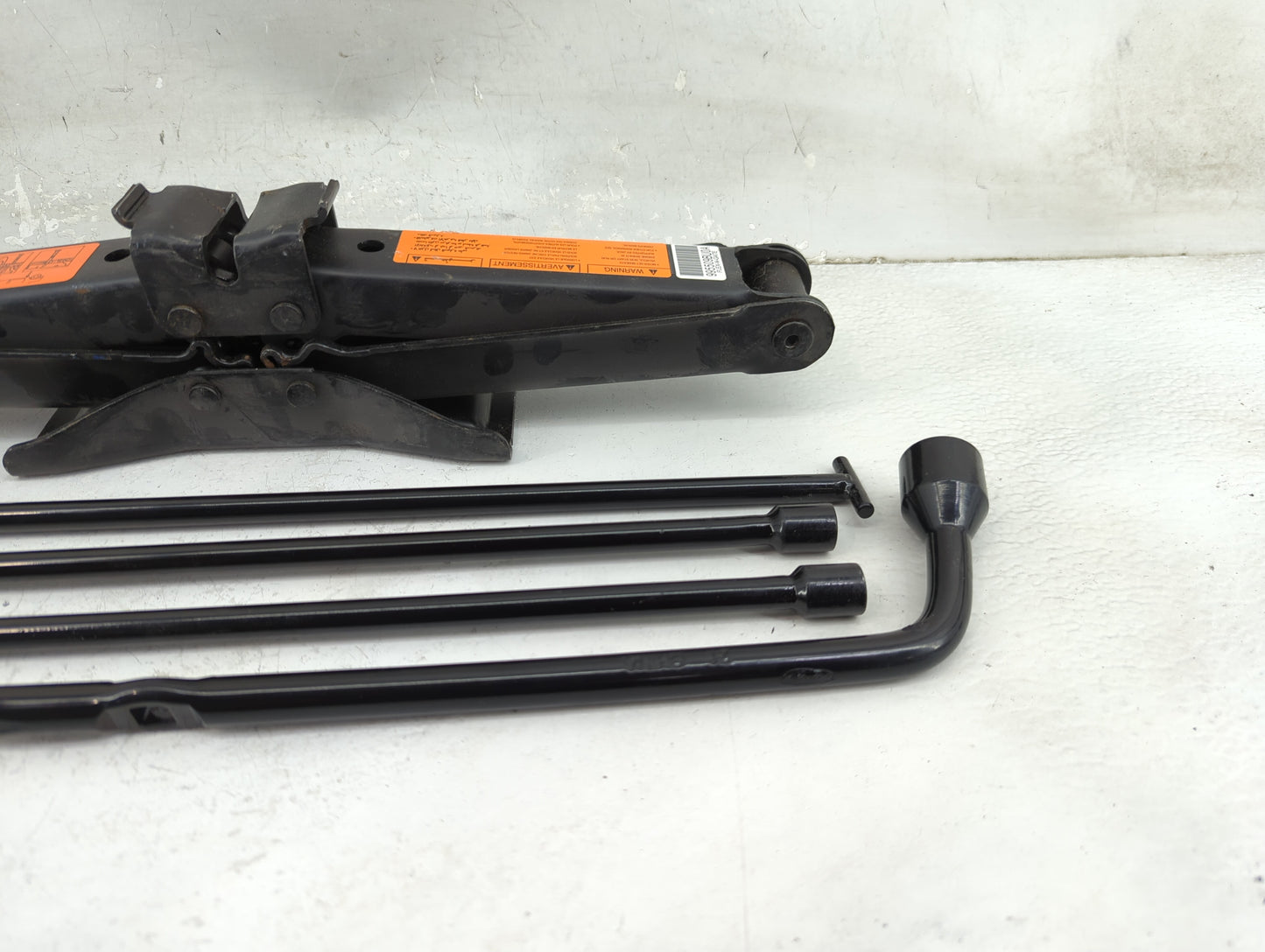 2025 Nissan Frontier Spare Scissor Car Jack - Oemusedautoparts1.com
