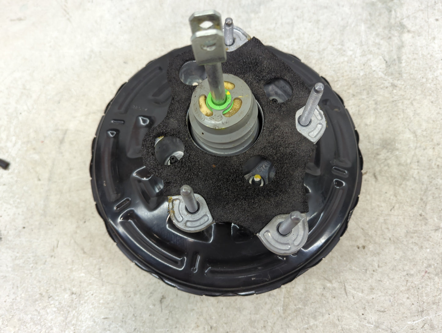 2025 Nissan Kicks Power Brake Booster Oem - Oemusedautoparts1.com
