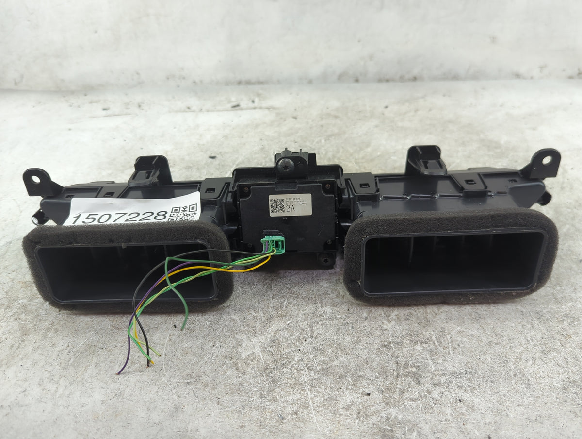 2025 Nissan Kicks Radio AM FM Cd Player Receiver Replacement P/N:253917LA2A Fits OEM Used Auto Parts - Oemusedautoparts1.com