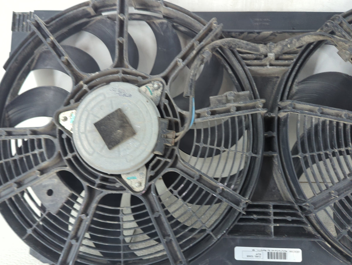 2017-2021 Nissan Leaf Electric Radiator Cooling Fan Motor Assembly P/N:21481 5SA0B Fits Fits 2017 2018 2019 2020 2021 OEM Us