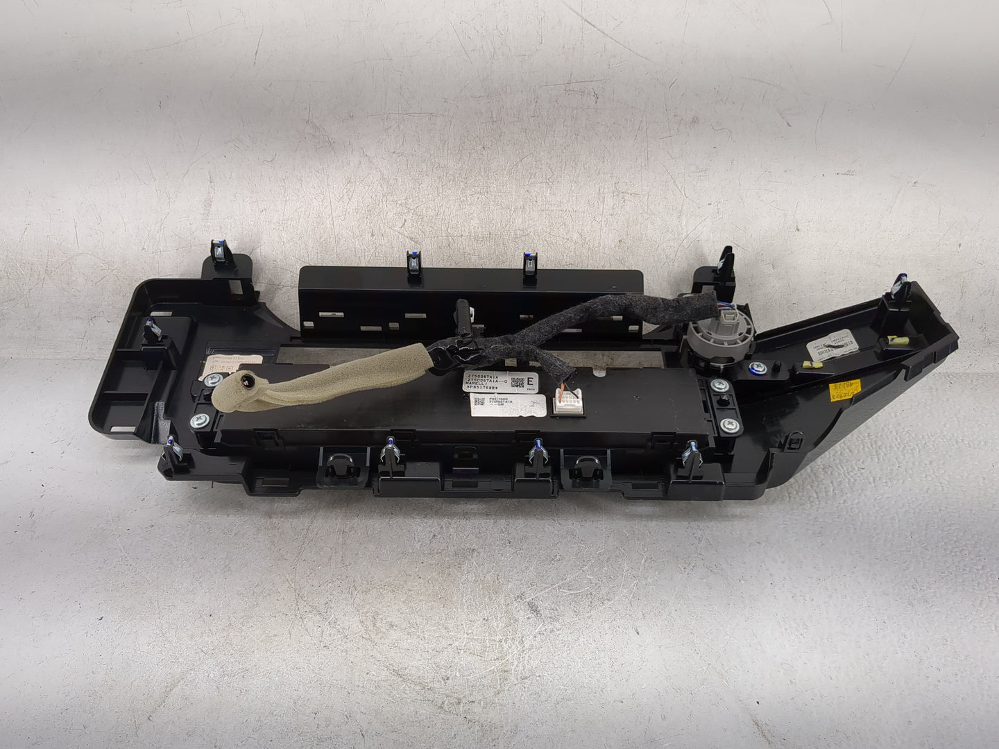 2022 Nissan Pathfinder Climate Control Module Temperature AC/Heater Replacement P/N:275006TA1A P851768R Fits OEM Used Auto P