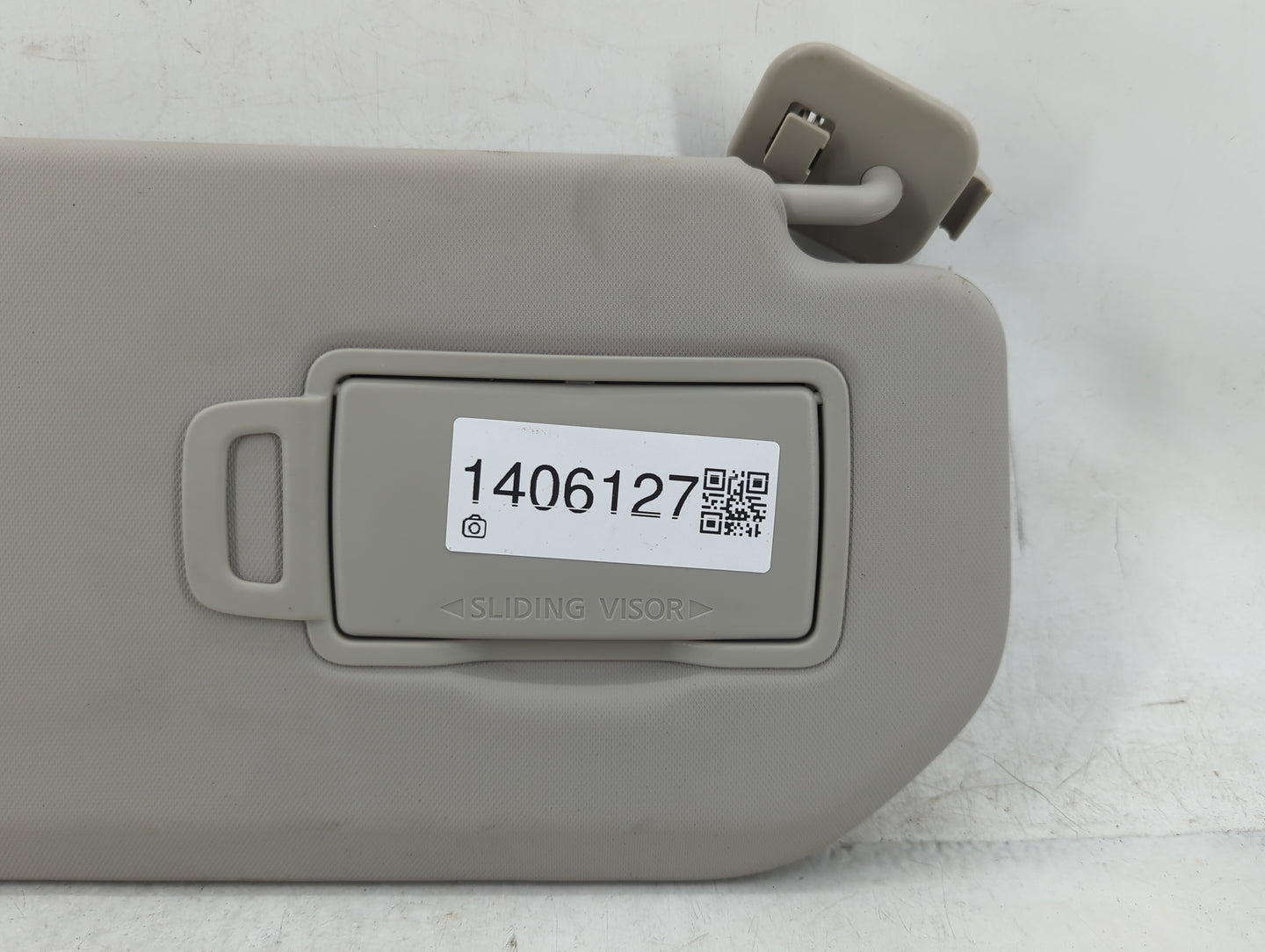 2025 Nissan Rogue Sun Visor Shade Replacement Passenger Right Mirror Fits OEM Used Auto Parts - Oemusedautoparts1.com
