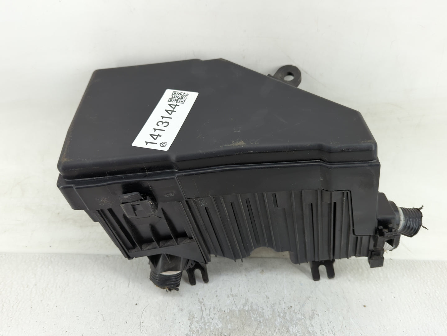 2021-2022 Nissan Rogue Fusebox Fuse Box Panel Relay Module Fits Fits 2021 2022 OEM Used Auto Parts - Oemusedautoparts1.com