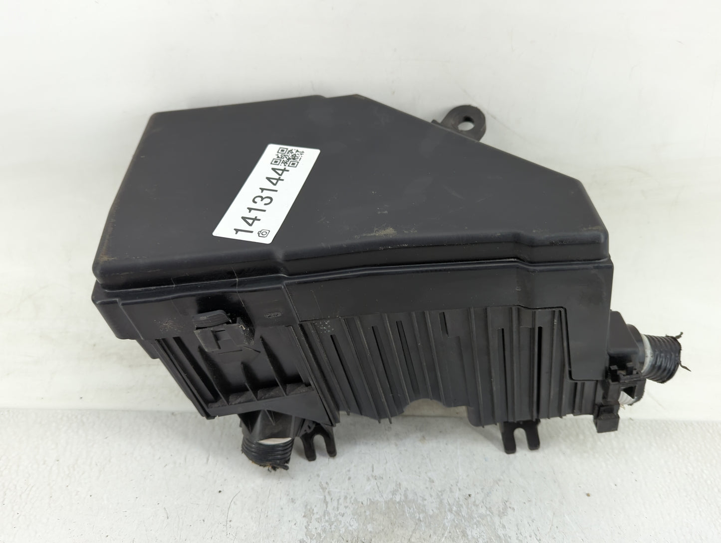 2021-2022 Nissan Rogue Fusebox Fuse Box Panel Relay Module Fits Fits 2021 2022 OEM Used Auto Parts - Oemusedautoparts1.com
