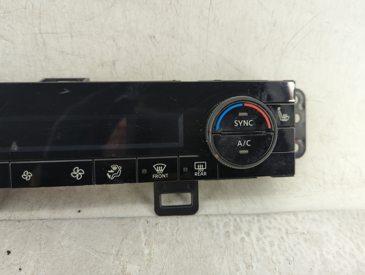 2025 Nissan Rogue Climate Control Module Temperature AC/Heater Replacement P/N:275006RL3B Fits OEM Used Auto Parts - Oemused