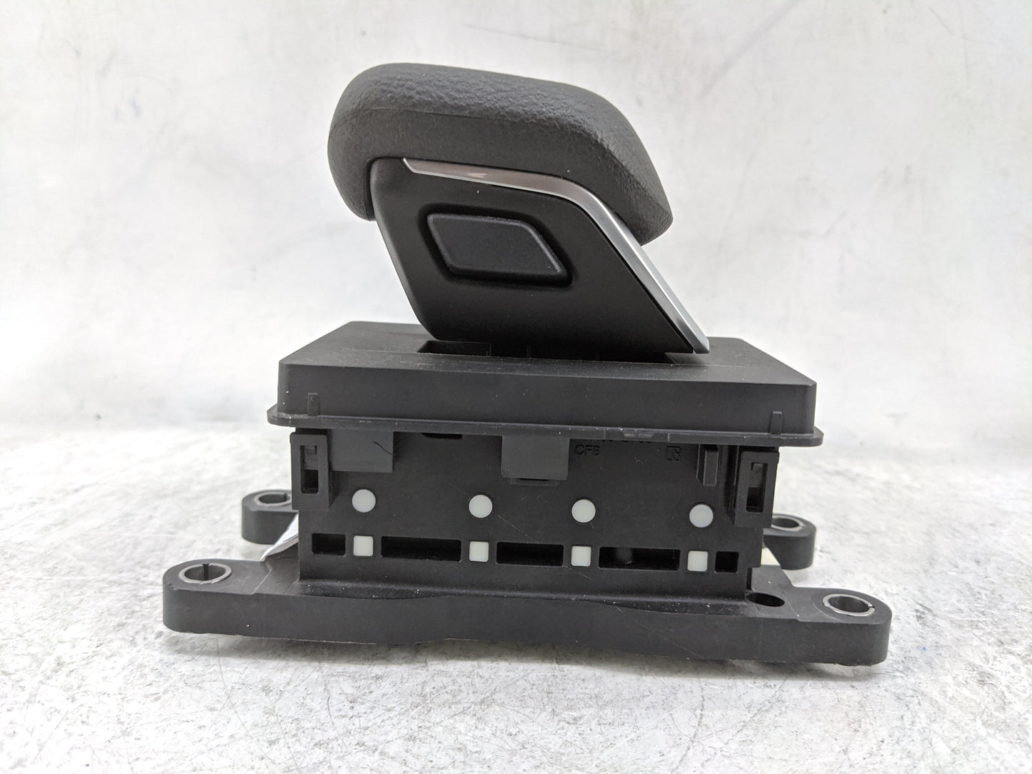 2025 Nissan Rogue Floor Console Assembly Shifter - Oemusedautoparts1.com