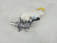 2022-2022 Nissan Sentra Brake Master Cylinder 1221031 - Oemusedautoparts1.com