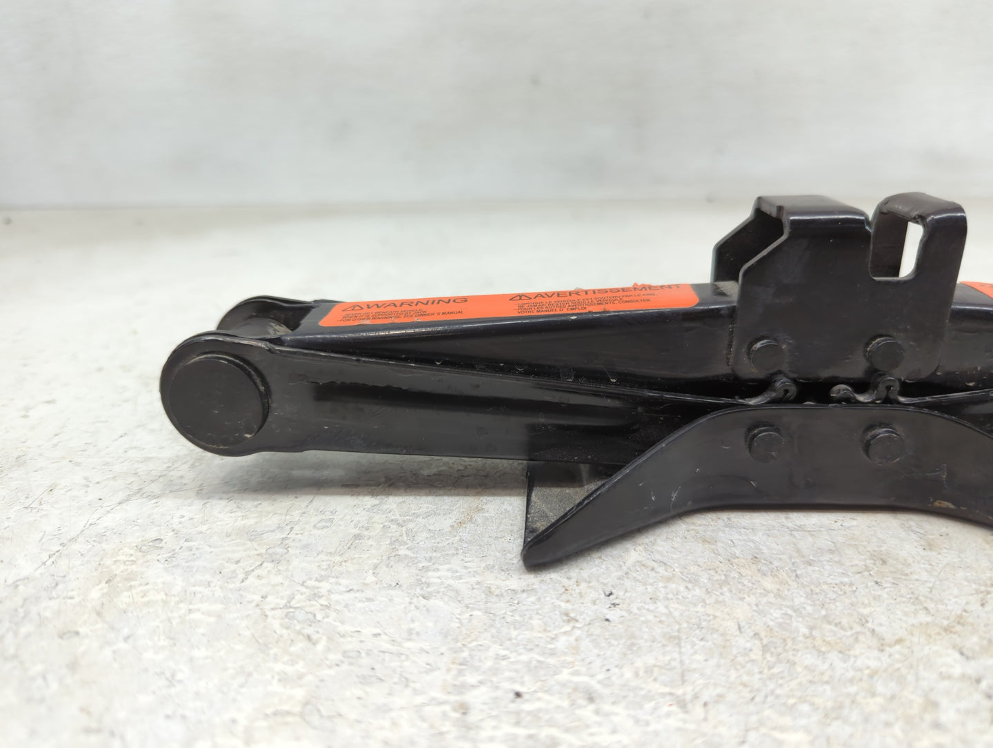 2025 Nissan Sentra Spare Scissor Car Jack - Oemusedautoparts1.com
