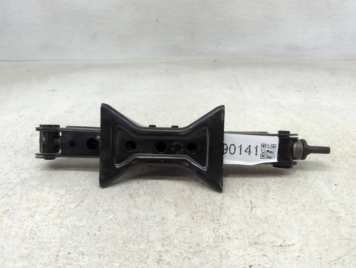 2025 Nissan Sentra Spare Scissor Car Jack - Oemusedautoparts1.com