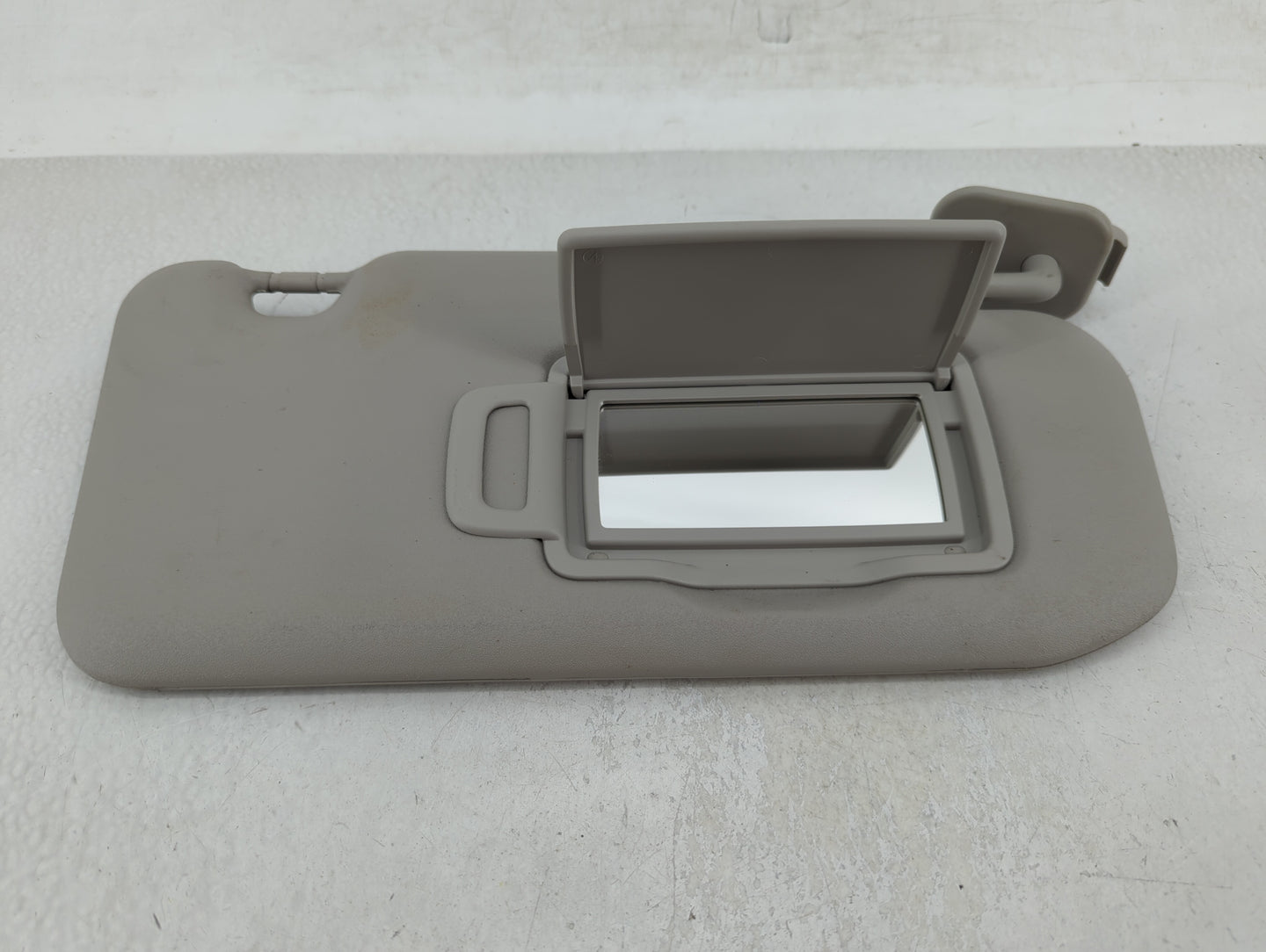 2020-2022 Nissan Sentra Sun Visor Shade Replacement Passenger Right Mirror Fits Fits 2020 2021 2022 OEM Used Auto Parts - Oe