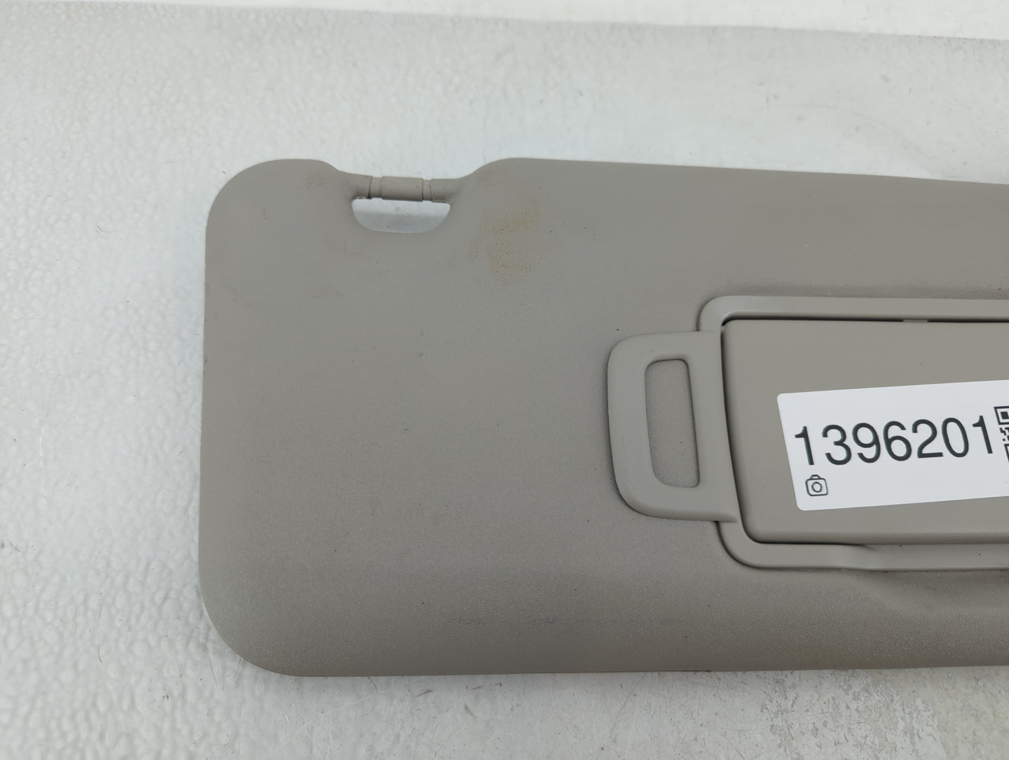 2020-2022 Nissan Sentra Sun Visor Shade Replacement Passenger Right Mirror Fits Fits 2020 2021 2022 OEM Used Auto Parts - Oe