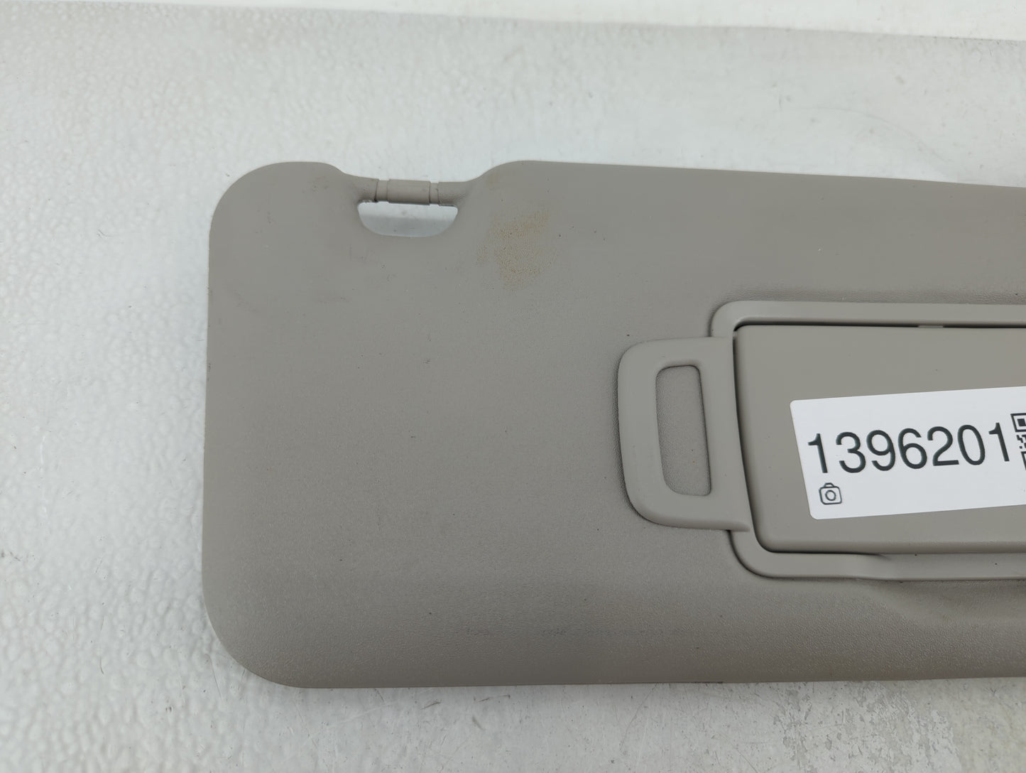 2020-2022 Nissan Sentra Sun Visor Shade Replacement Passenger Right Mirror Fits Fits 2020 2021 2022 OEM Used Auto Parts - Oe