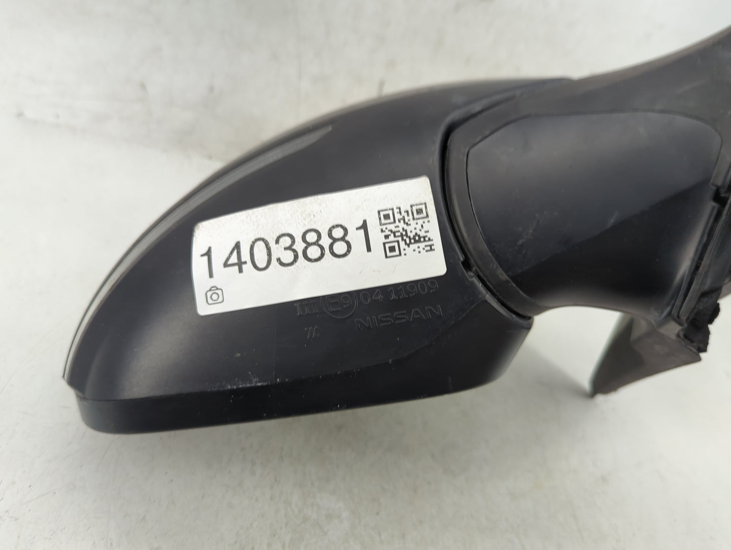 2025 Nissan Sentra Passenger Side View Mirror - Right Door Mirror OEM Used - Oemusedautoparts1.com