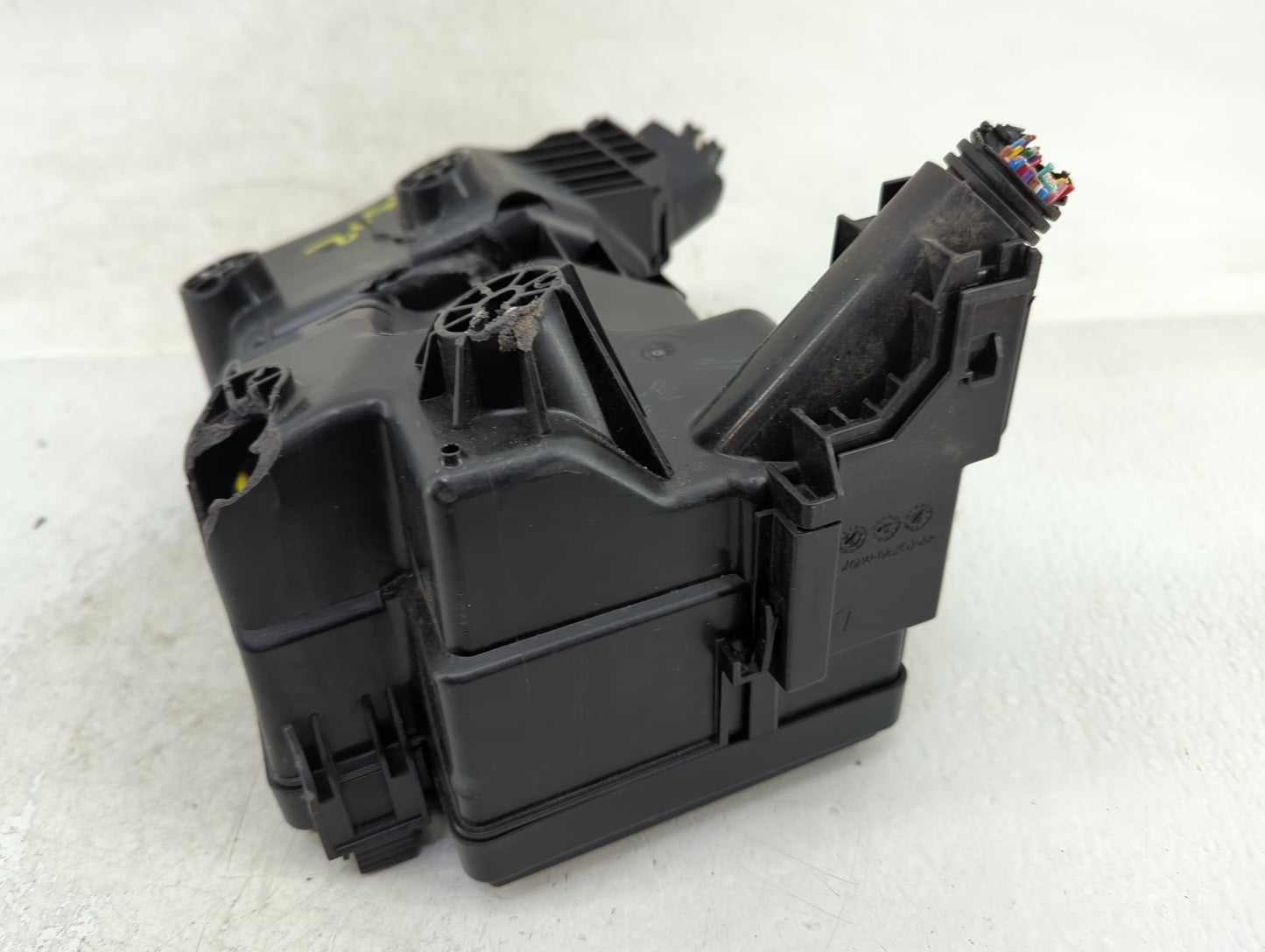 2020-2022 Nissan Sentra Fusebox Fuse Box Panel Relay Module Fits Fits 2020 2021 2022 OEM Used Auto Parts - Oemusedautoparts1