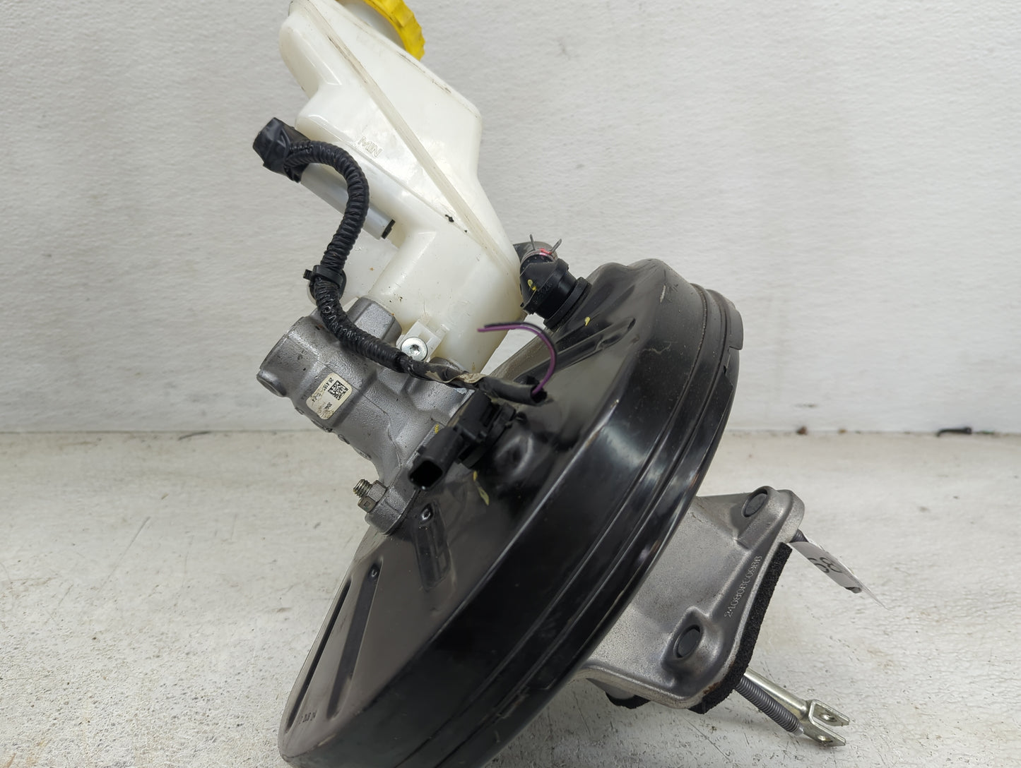 2020-2022 Nissan Sentra Power Brake Booster Oem 1428168 - Oemusedautoparts1.com
