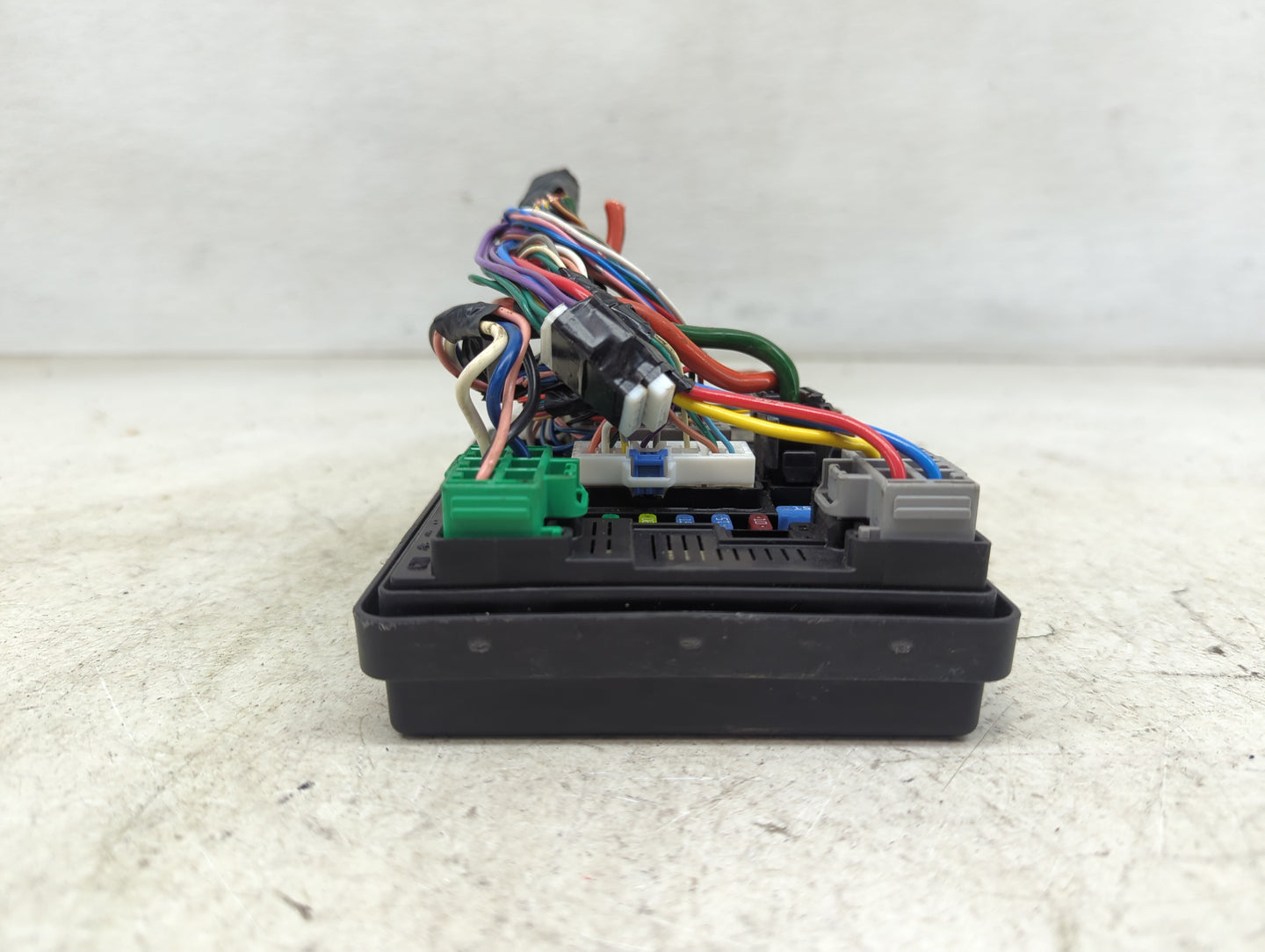 2020-2022 Nissan Sentra Fusebox Fuse Box Panel Relay Module P/N:284B76LA0B Fits Fits 2020 2021 2022 OEM Used Auto Parts - Oe