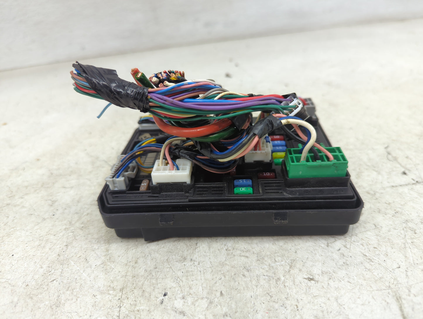 2020-2022 Nissan Sentra Fusebox Fuse Box Panel Relay Module P/N:284B76LA0B Fits Fits 2020 2021 2022 OEM Used Auto Parts - Oe