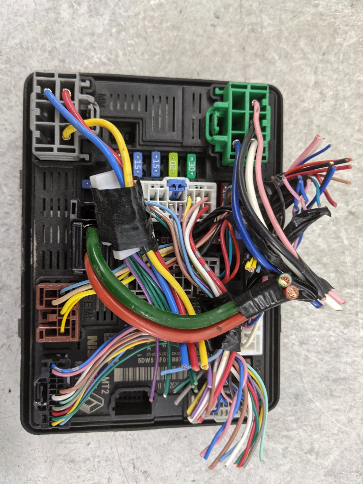 2020-2022 Nissan Sentra Fusebox Fuse Box Panel Relay Module P/N:284B76LA0B 5DW511F01, 8977108070 Fits Fits 2020 2021 2022 OE