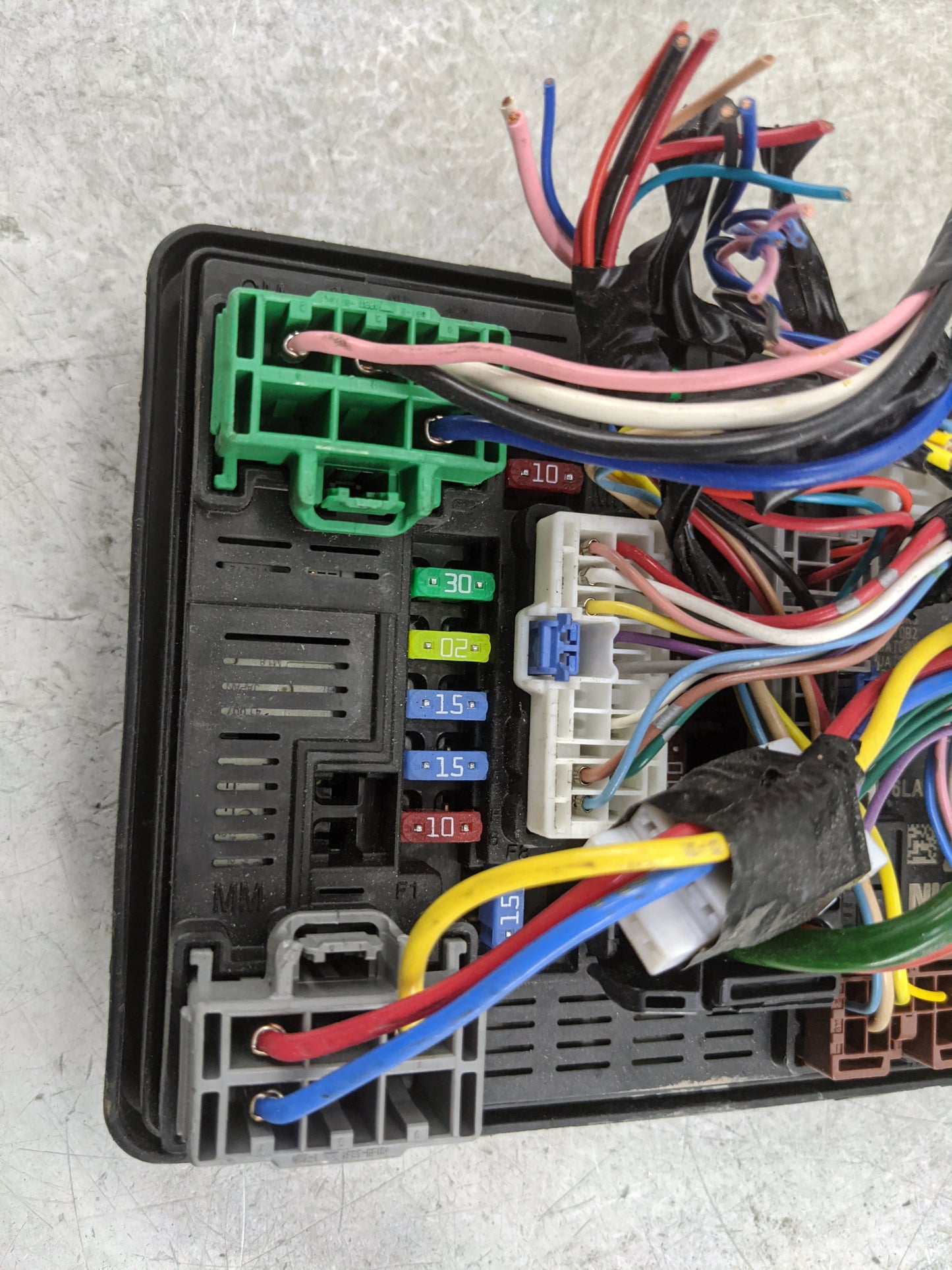 2020-2022 Nissan Sentra Fusebox Fuse Box Panel Relay Module P/N:284B76LA0B 5DW511F01, 8977108070 Fits Fits 2020 2021 2022 OE