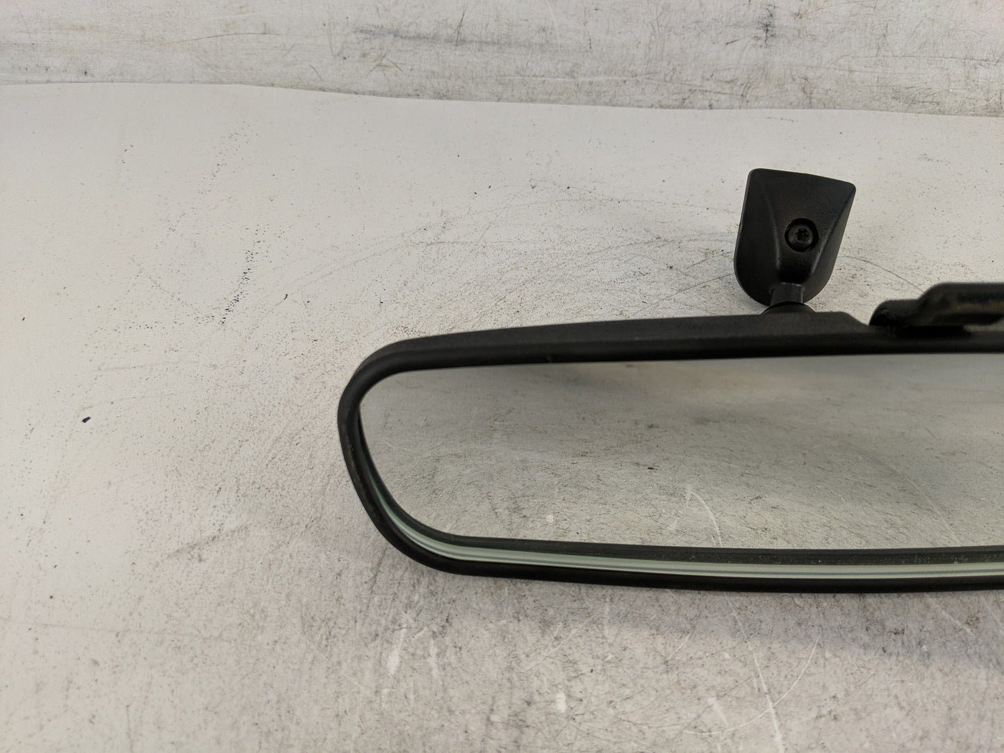 2025 Nissan Versa Interior Rear View Mirror Replacement OEM P/N:E11025617 E11015617, E11045617 Fits OEM Used Auto Parts - Oe