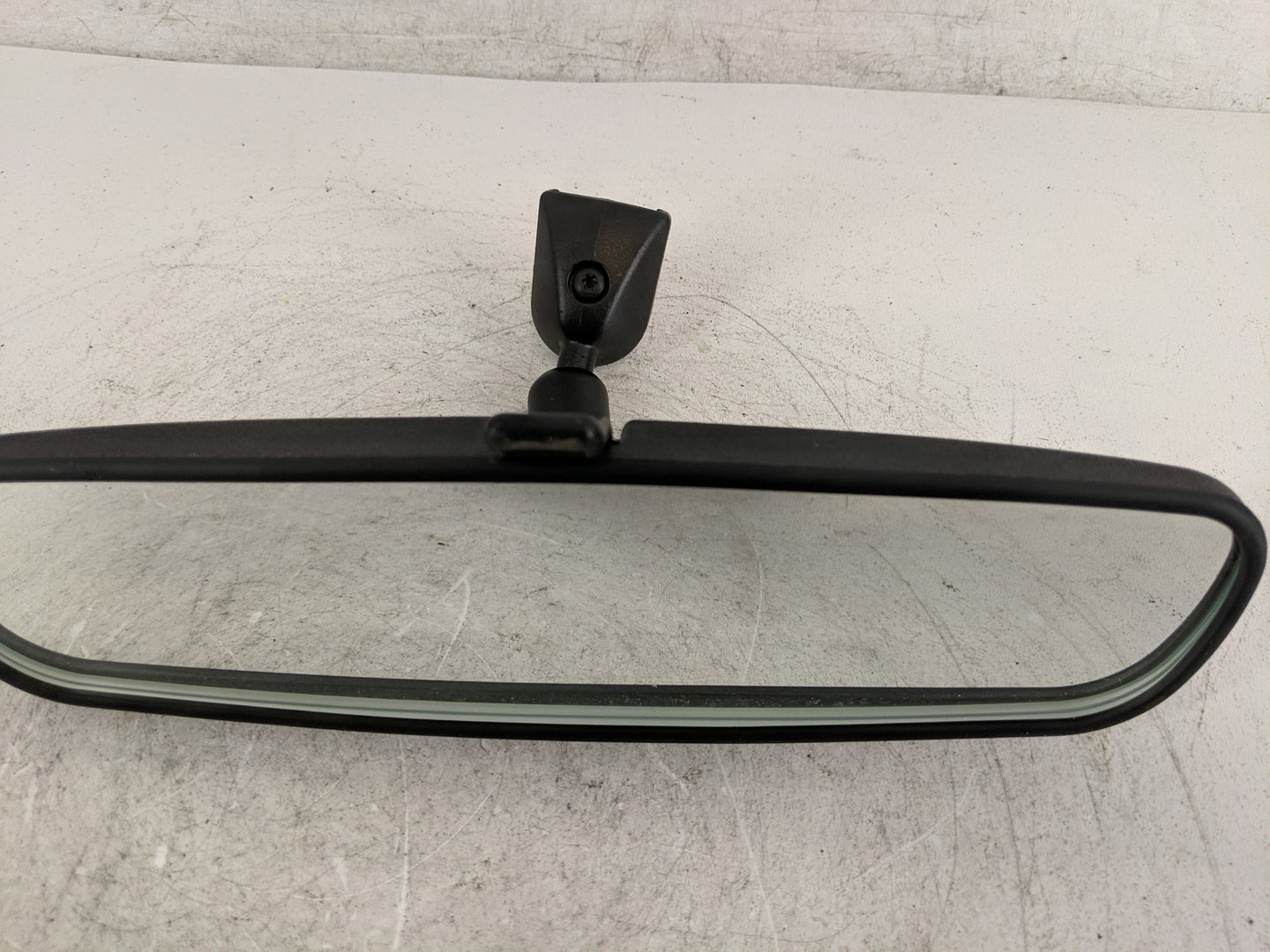 2025 Nissan Versa Interior Rear View Mirror Replacement OEM P/N:E11025617 E11015617, E11045617 Fits OEM Used Auto Parts - Oe