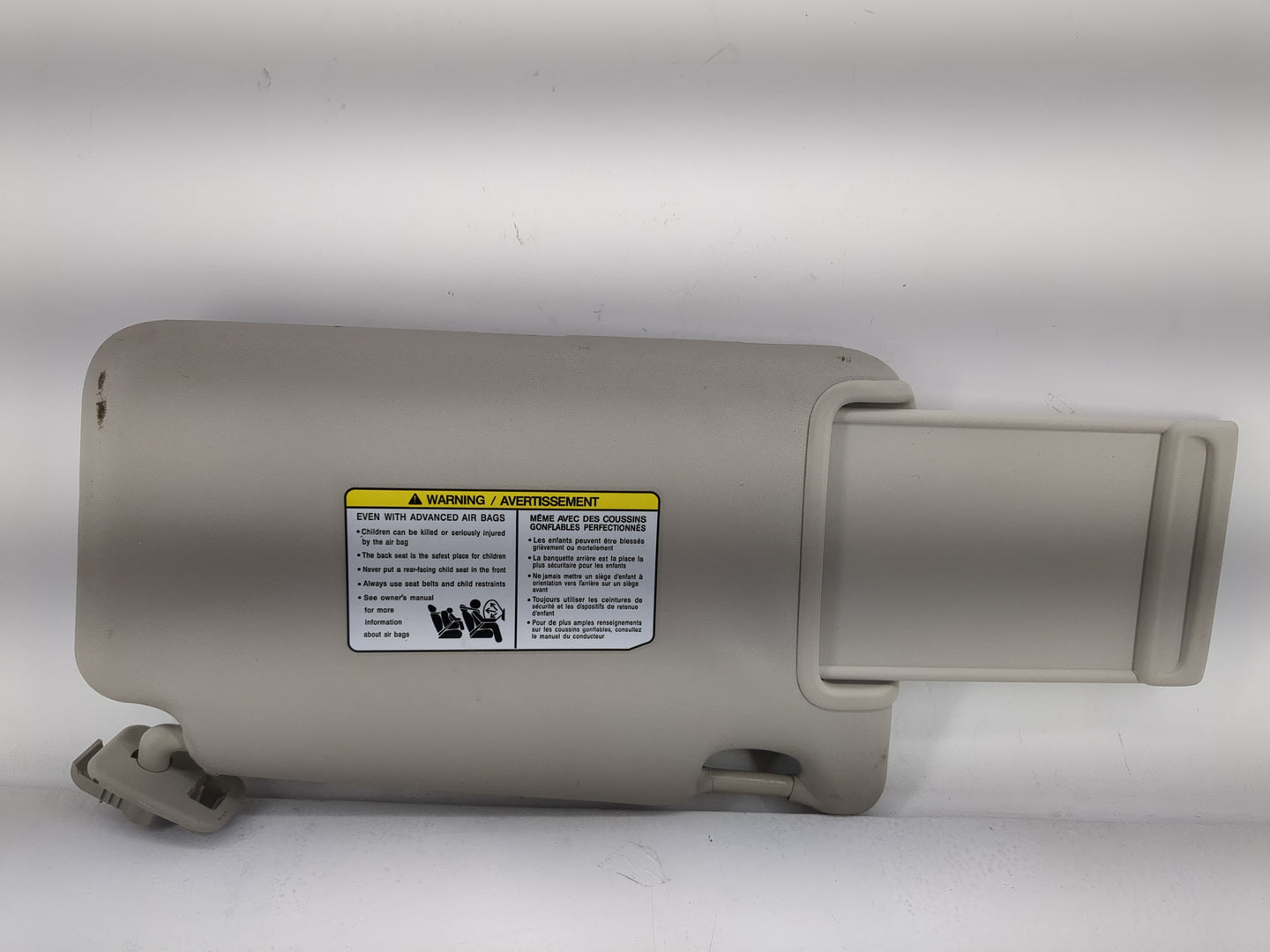 2025 Nissan Versa Sun Visor Shade Replacement Passenger Right Mirror Fits OEM Used Auto Parts - Oemusedautoparts1.com