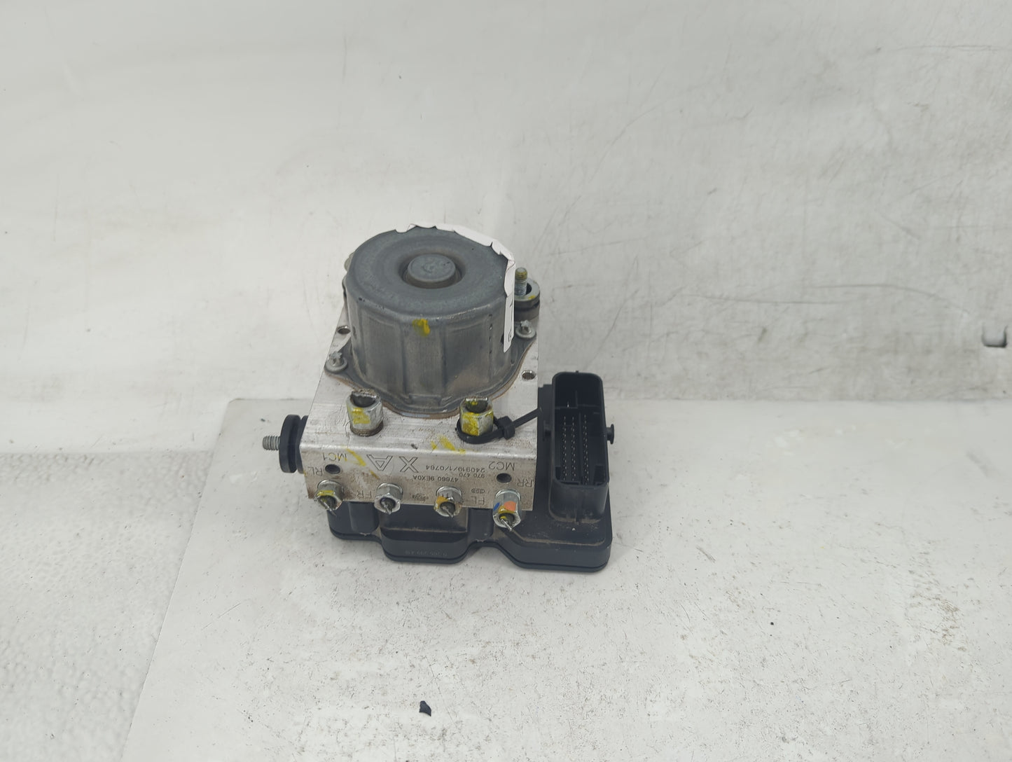 2025 Nissan Versa ABS Pump Control Module Replacement P/N:47660 9EX0A Fits OEM Used Auto Parts - Oemusedautoparts1.com