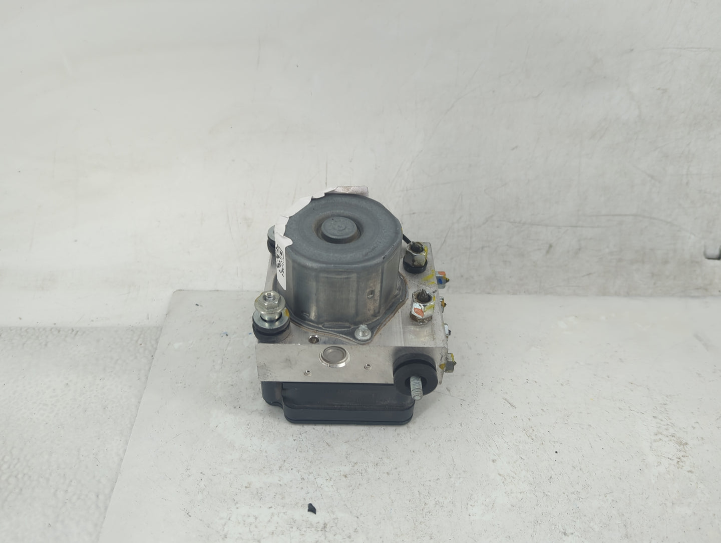 2025 Nissan Versa ABS Pump Control Module Replacement P/N:47660 9EX0A Fits OEM Used Auto Parts - Oemusedautoparts1.com