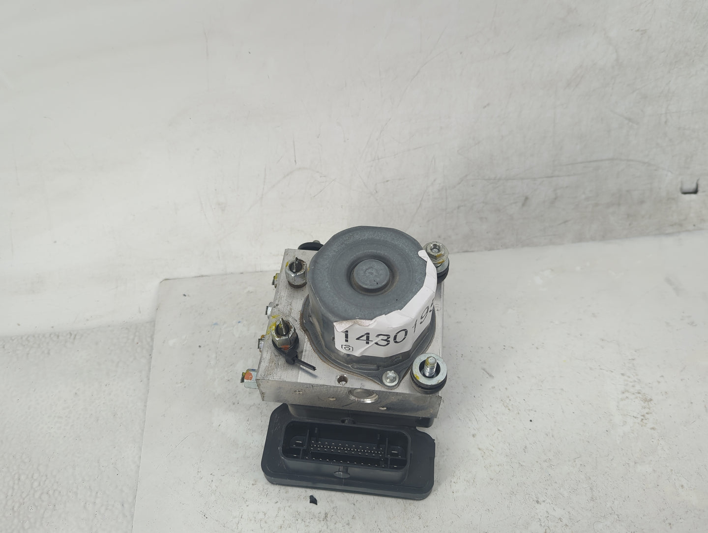 2025 Nissan Versa ABS Pump Control Module Replacement P/N:47660 9EX0A Fits OEM Used Auto Parts - Oemusedautoparts1.com
