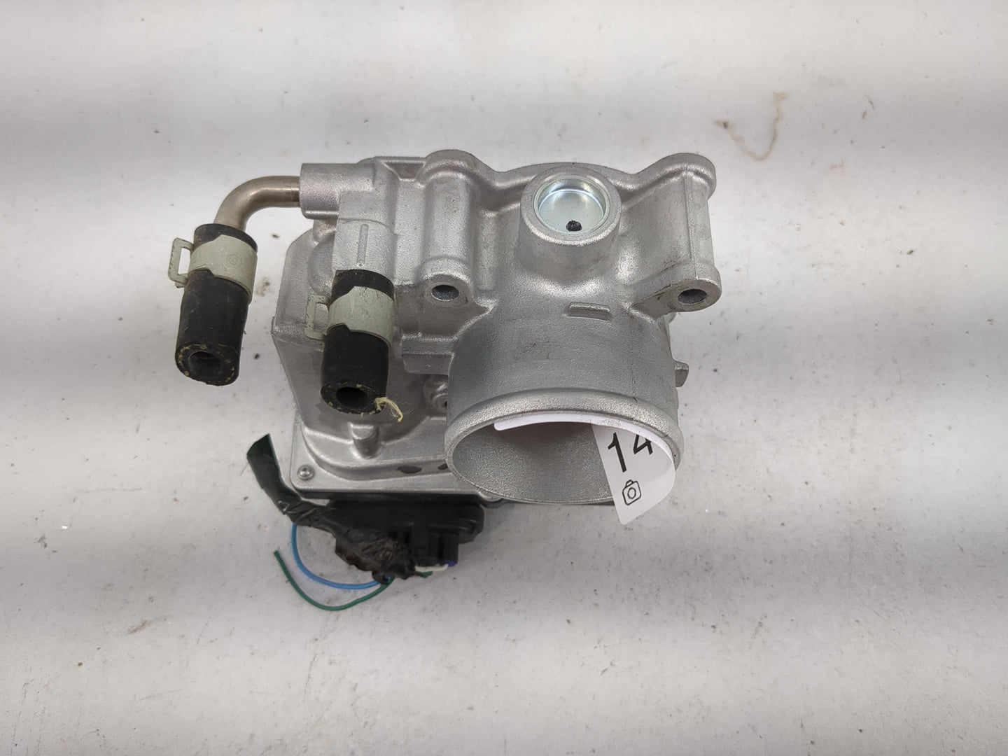 2020-2022 Nissan Versa Throttle Body P/N:RA60 5B13, B0292, HR16-283895, 9480758 Fits Fits 2018 2019 2020 2021 2022 OEM Used 