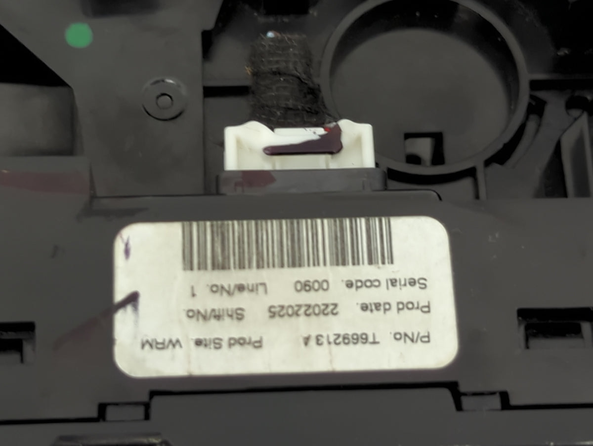 2025 Nissan Versa Climate Control Module Temperature AC/Heater Replacement P/N:T669213A Fits OEM Used Auto Parts - Oemusedau