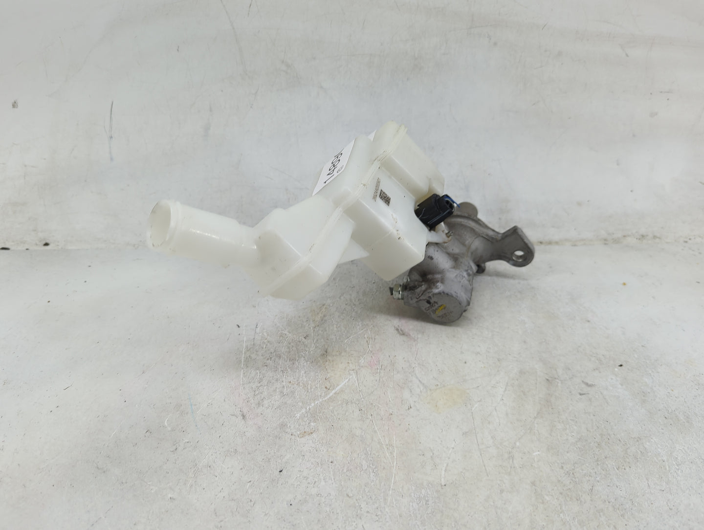 2025 Nissan Versa Brake Master Cylinder - Oemusedautoparts1.com