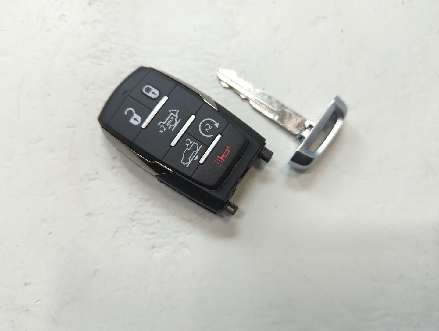 Ram 1500 Keyless Entry Remote Fob OHT4882056 68523822 | 68523822 AA 6 buttons - Oemusedautoparts1.com