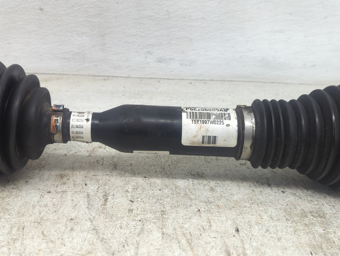 2025 Ram 1500 Axle Shaft Front Driver Cv C/v - Oemusedautoparts1.com