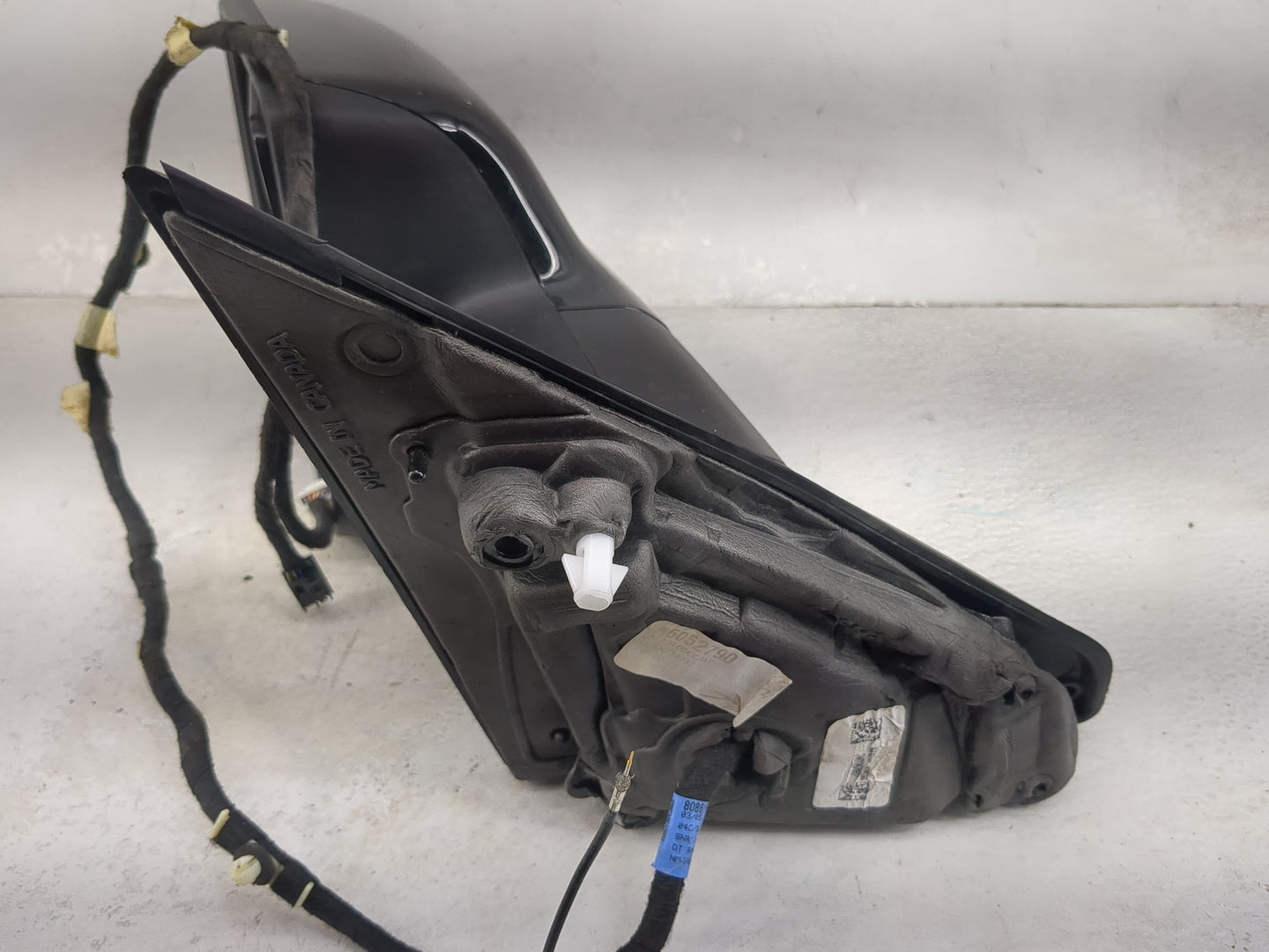 2025 Ram 1500 Driver Side View Mirror - Left Door Mirror OEM Used - Oemusedautoparts1.com