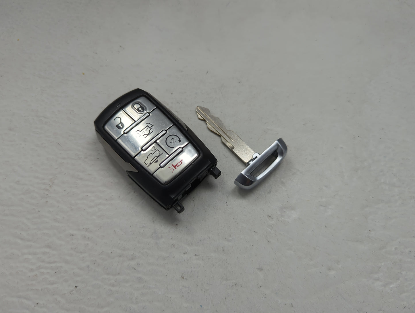Ram 1500 Keyless Entry Remote Fob OHT-4882056 68548587AA 6 buttons - Oemusedautoparts1.com