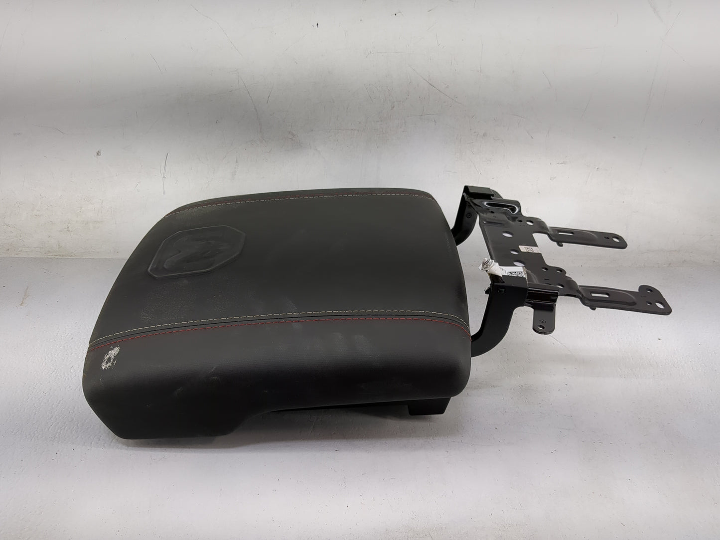 2025 Ram 1500 Center Console Armrest Cover Lid P/N:P68563553AB T02510925002101 Fits OEM Used Auto Parts - Oemusedautoparts1.