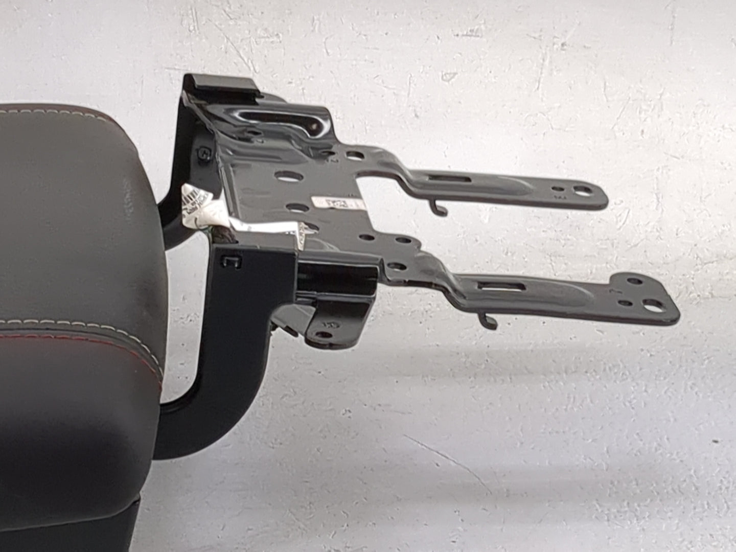 2025 Ram 1500 Center Console Armrest Cover Lid P/N:P68563553AB T02510925002101 Fits OEM Used Auto Parts - Oemusedautoparts1.