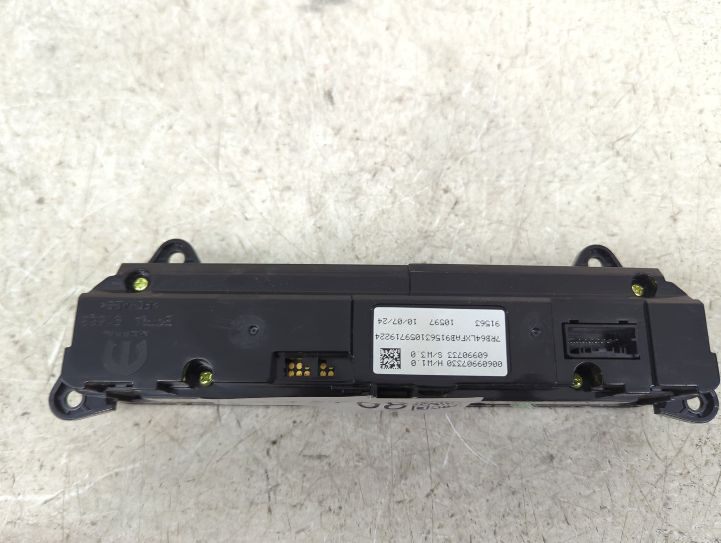 2025 Ram Promaster 2500 Climate Control Module Temperature AC/Heater Replacement P/N:0069907330 6099067333 Fits OEM Used Aut