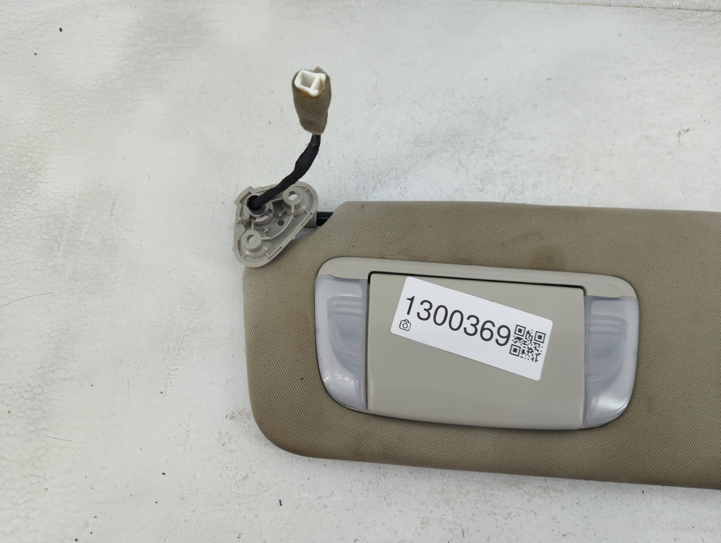 2025 Subaru Legacy Sun Visor Shade Replacement Driver Left Mirror Fits OEM Used Auto Parts - Oemusedautoparts1.com