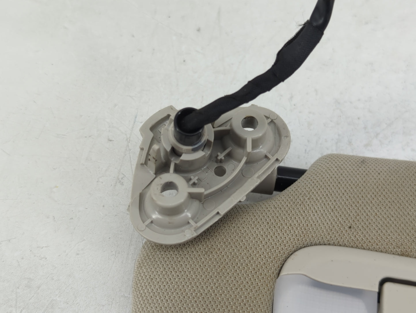 2025 Subaru Legacy Sun Visor Shade Replacement Driver Left Mirror Fits OEM Used Auto Parts - Oemusedautoparts1.com