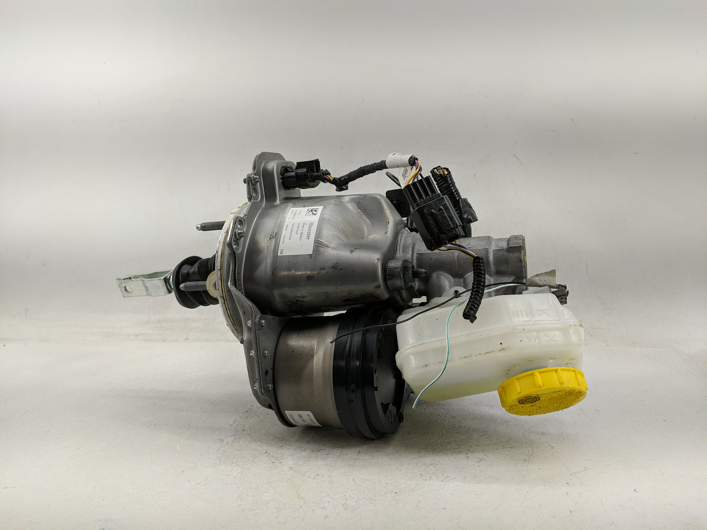 2025 Subaru Xv Brake Master Cylinder - Oemusedautoparts1.com