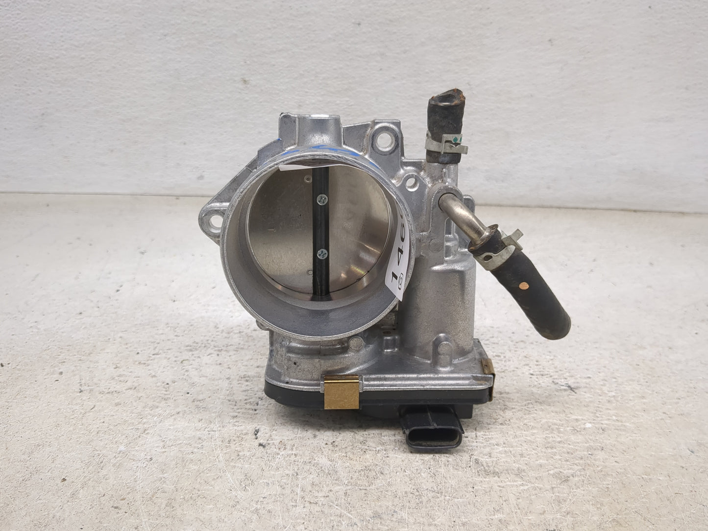 2018-2022 Toyota Camry Throttle Body P/N:22030-F0020 Fits Fits 2018 2019 2020 2021 2022 OEM Used Auto Parts - Oemusedautopar