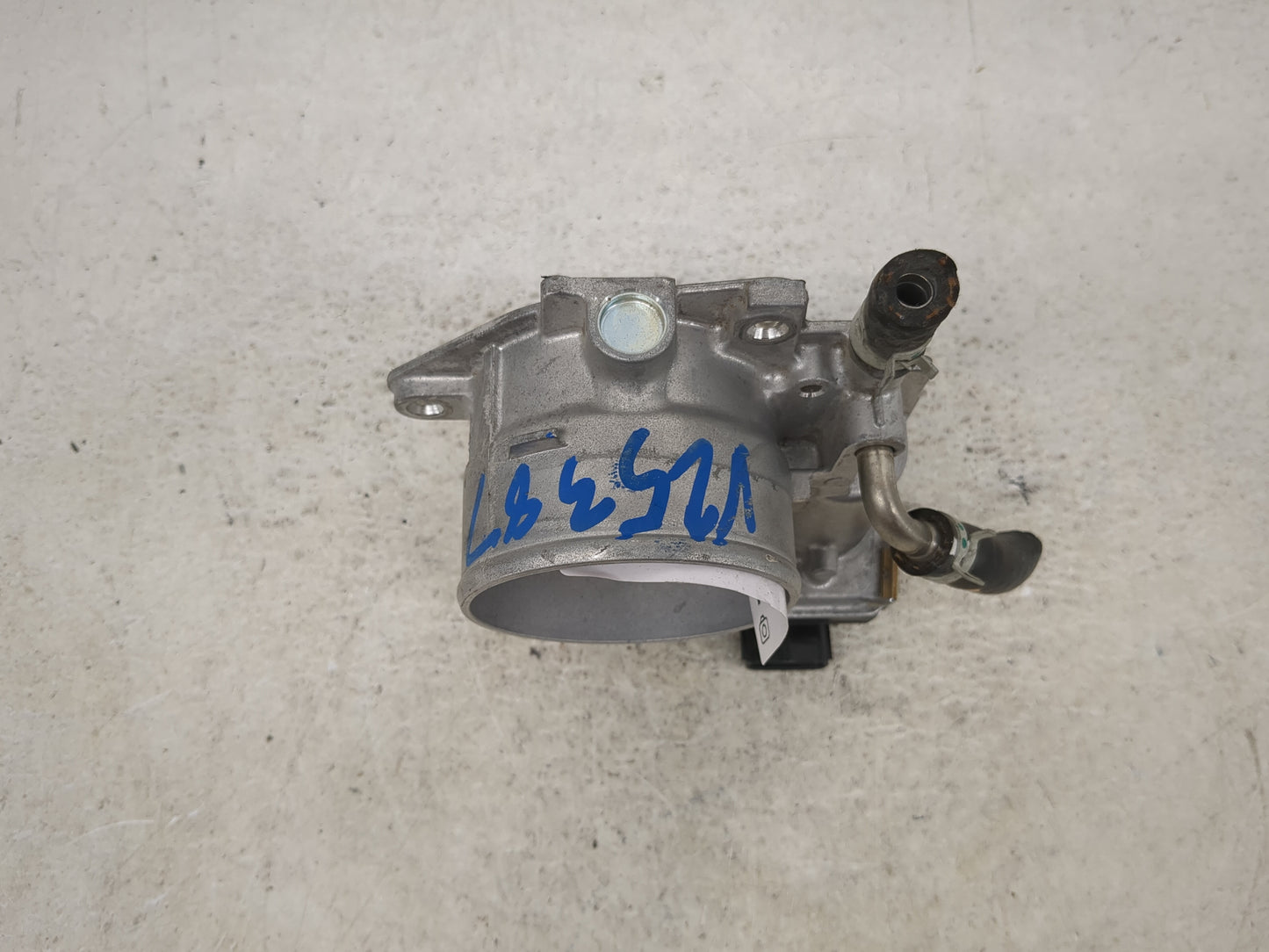 2018-2022 Toyota Camry Throttle Body P/N:22030-F0020 Fits Fits 2018 2019 2020 2021 2022 OEM Used Auto Parts - Oemusedautopar