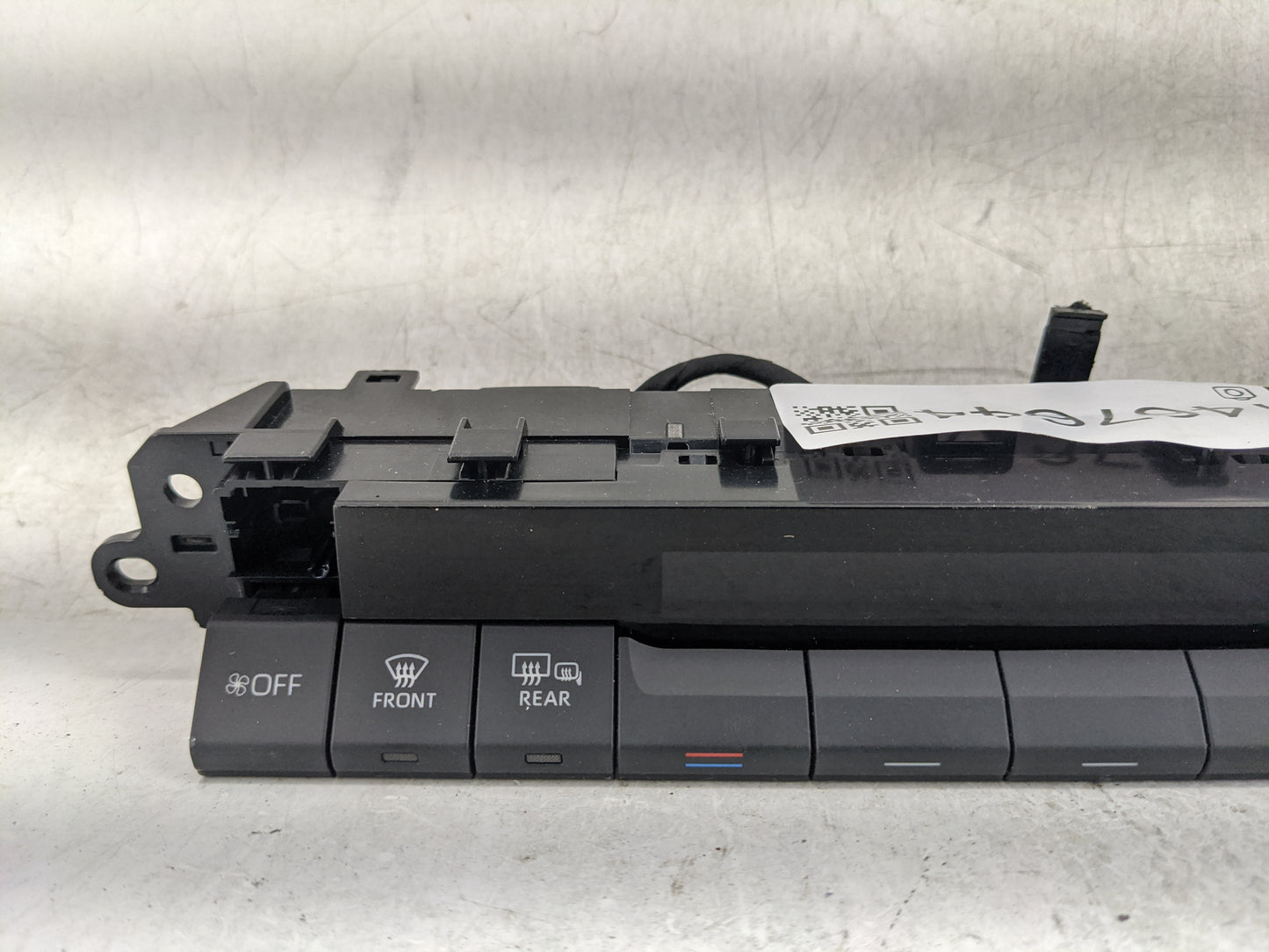 2025 Toyota Camry Climate Control Module Temperature AC/Heater Replacement Fits OEM Used Auto Parts - Oemusedautoparts1.com
