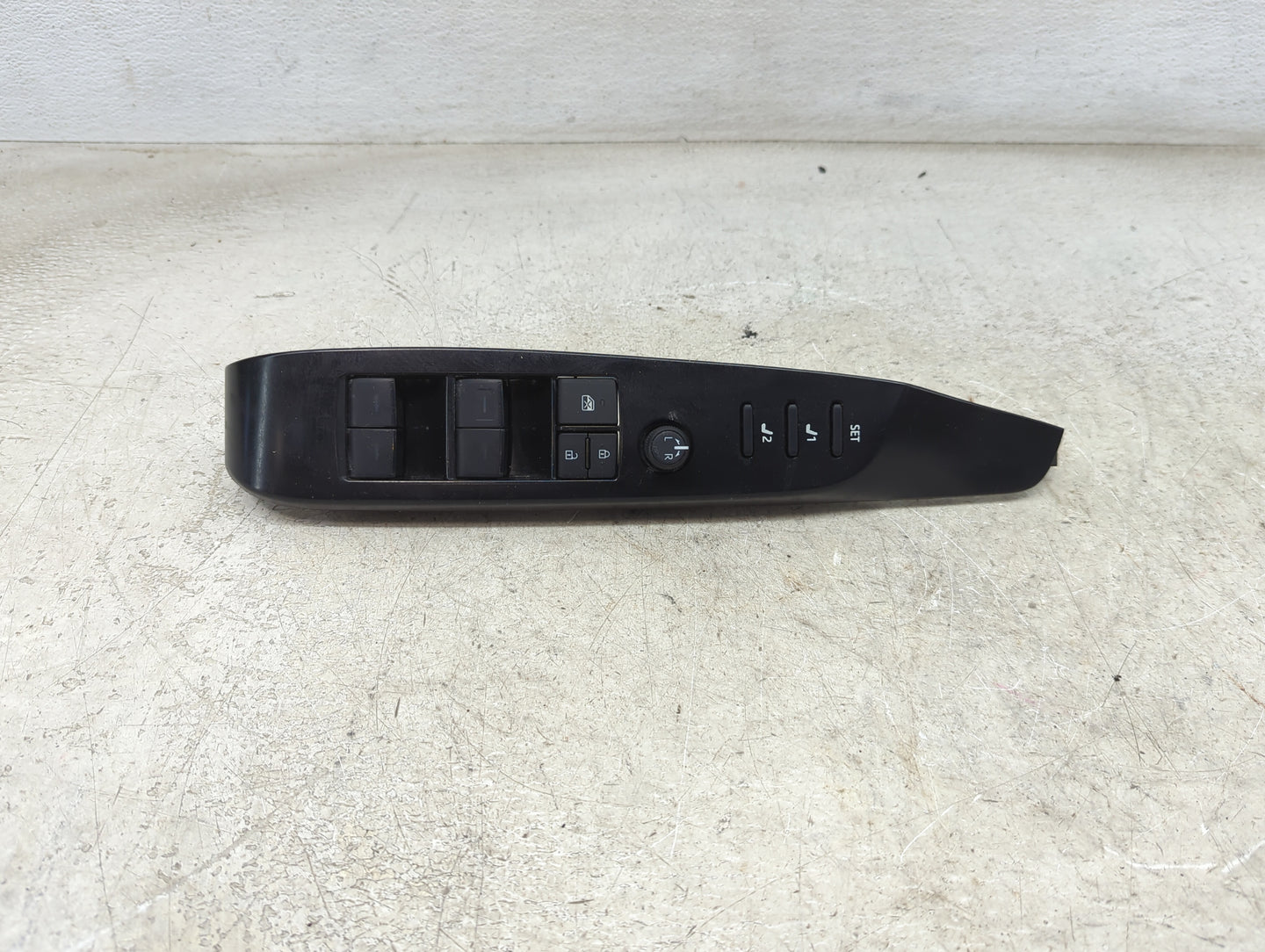 2018-2022 Toyota Camry Master Power Window Switch Replacement Driver Side Left P/N:692-0A58 84040-0E131 Fits OEM Used Auto P