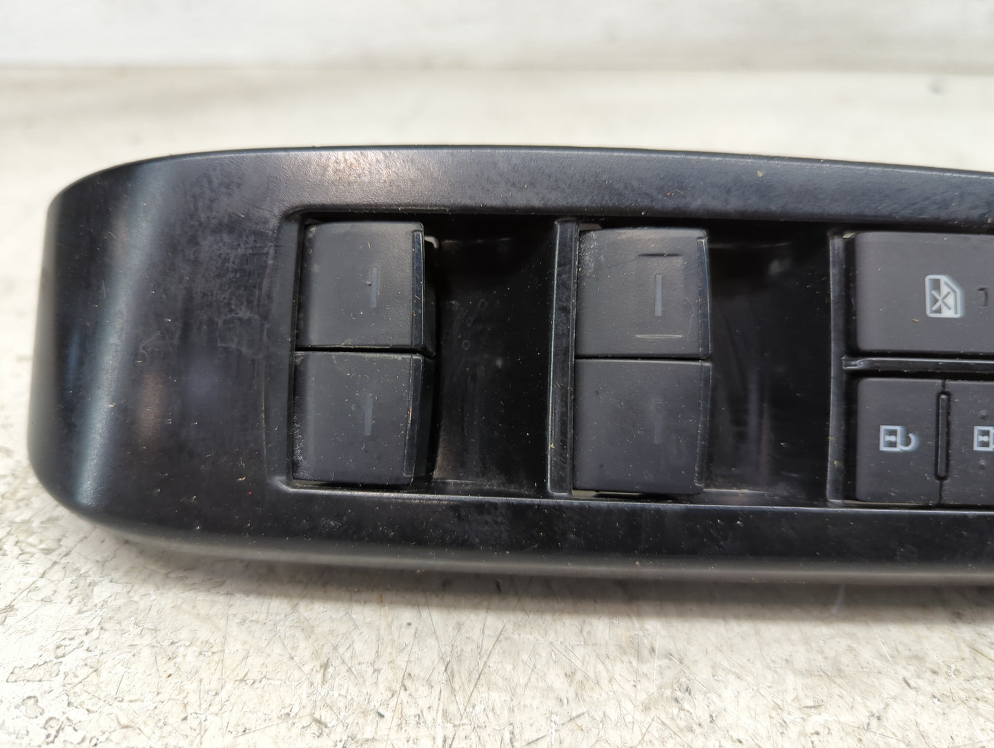 2018-2022 Toyota Camry Master Power Window Switch Replacement Driver Side Left P/N:692-0A58 84040-0E131 Fits OEM Used Auto P