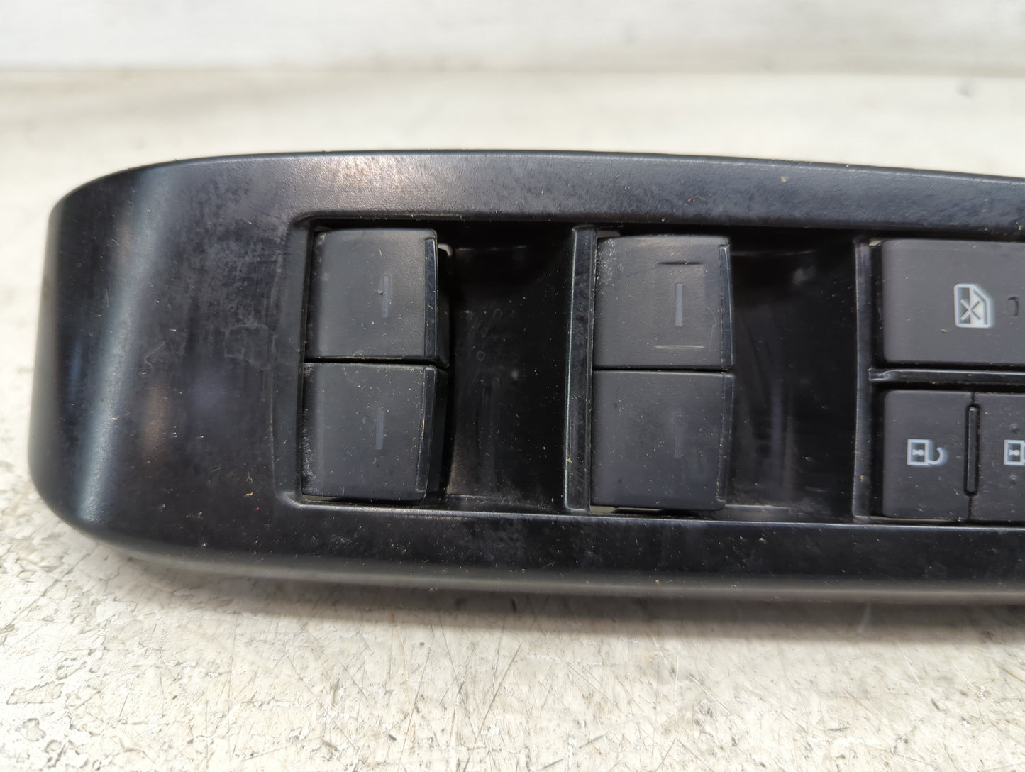 2018-2022 Toyota Camry Master Power Window Switch Replacement Driver Side Left P/N:692-0A58 84040-0E131 Fits OEM Used Auto P