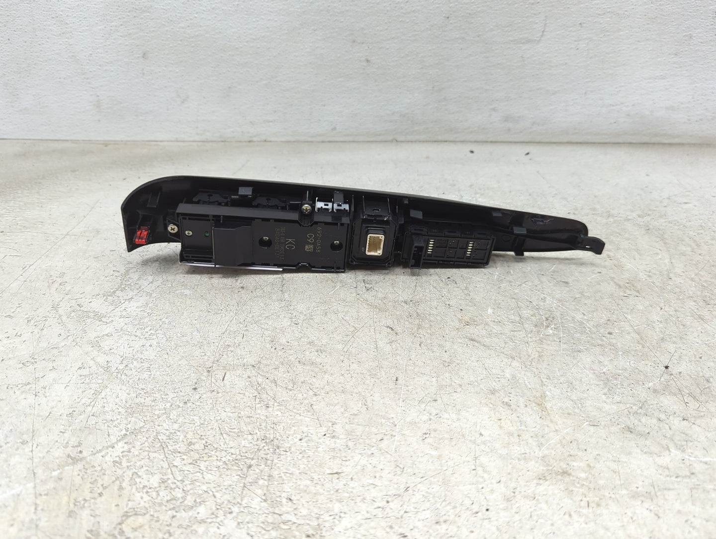 2018-2022 Toyota Camry Master Power Window Switch Replacement Driver Side Left P/N:692-0A58 84040-0E131 Fits OEM Used Auto P